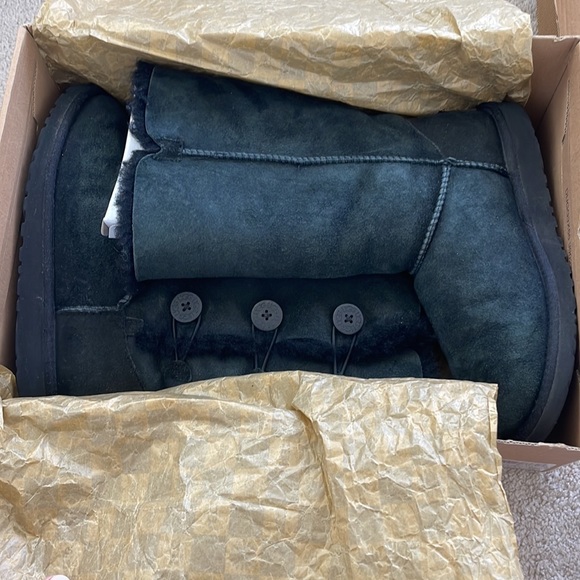 Ugg Bailey - Picture 3 of 5